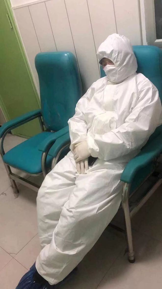 PG-今晨北京国安备战欧篮联；临场应变细节曝光；更衣室稳定；医务组通报恢复的简单介绍